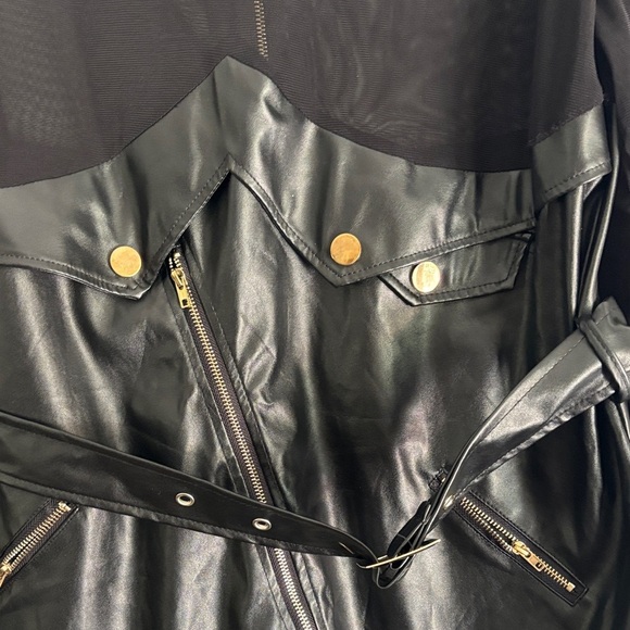 Elegant Black Faux Leather Mini Dress - Picture 4 of 8